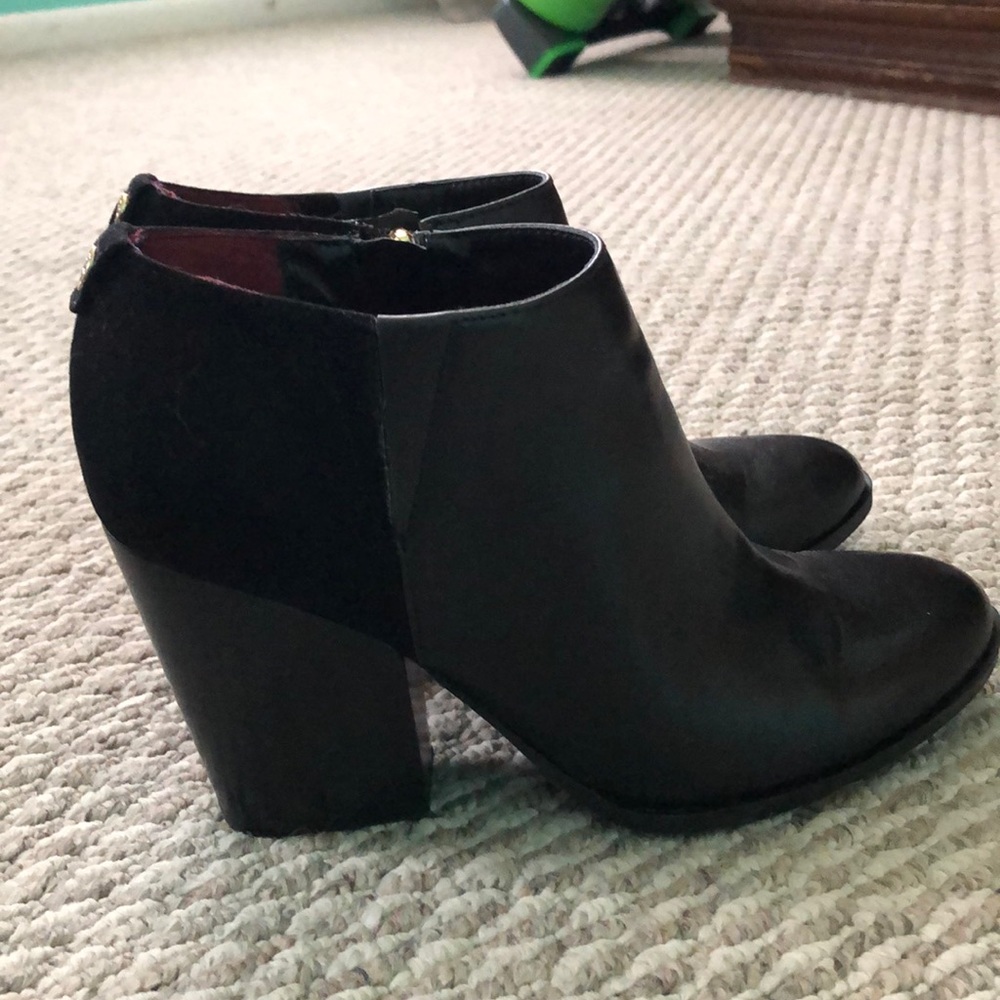 Tommy Hilfiger booties